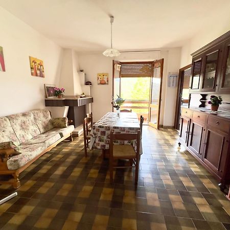 Ampio Appartamento Marina Di Arbus Luaran gambar