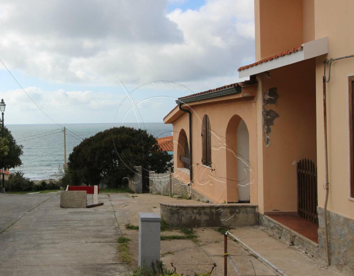 Ampio Appartamento Marina Di Arbus Luaran gambar
